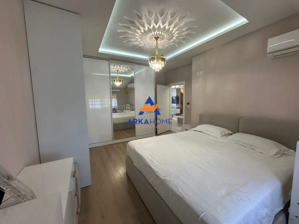 FOR RENT MODERN PENTHOUSE 2+1 WITH VERANDA "XHAMLLIKU, MARIE LOGORECI STREET" 750 EURO