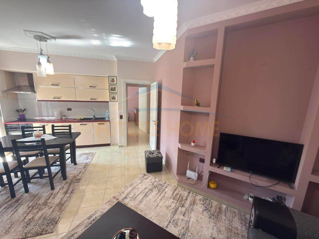 Rent, Apartment 1+1, Unaza e Re