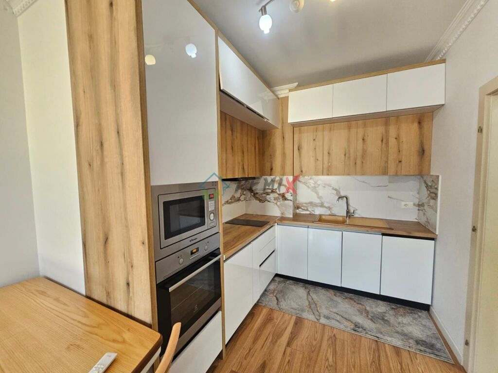 SHITET SUPER APARTAMENT 2+1 ME PAMJE DETI, RROTA E KUQE, PLAZH - DURRËS