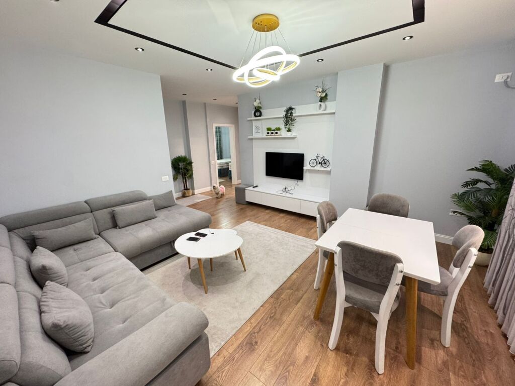 Jepet me qera apartment 2+1 tek Rruga Frosina Plaku
