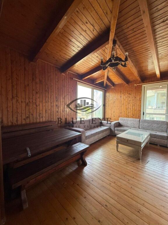 Shitet Apartament 1+1 pranë Majestic – Vetëm 200 m nga deti!