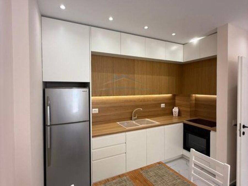 Rent, Apartment 1+1+2, Lungomare, Vlore