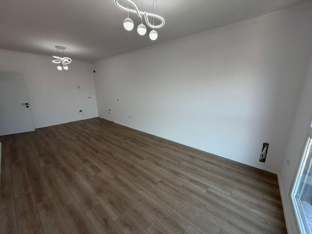 🏡 Apartment 3+1+2 for rent  📍 Location: Paskuqan💶 Price: 600€/month