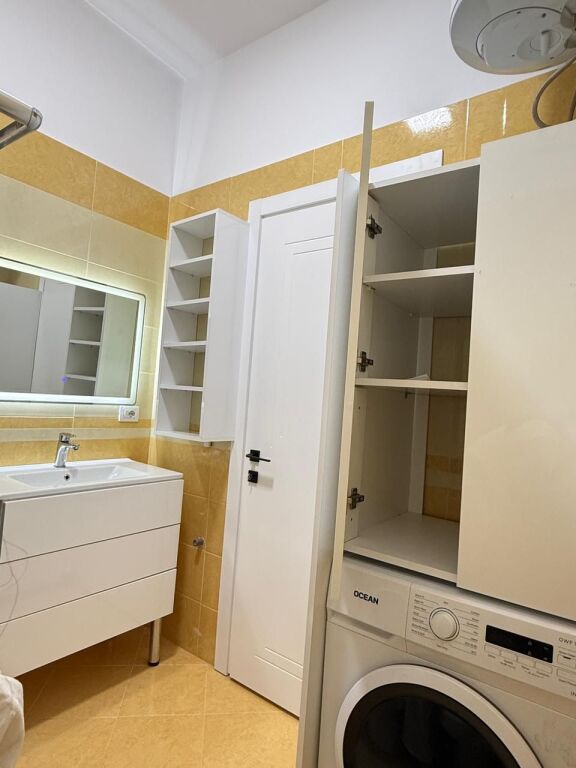 For rent 1+1 apartment plus parking space at the botanical garden