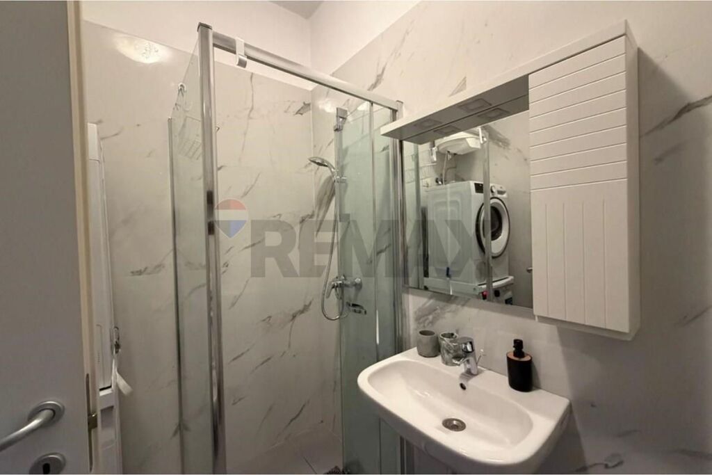 Apartment 2+1+2+Parking for rent Barrikadave Street