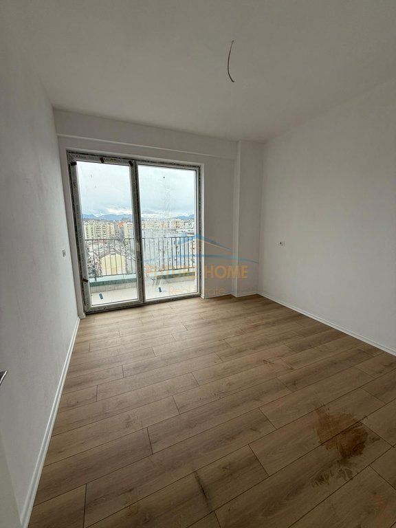APPARTAMENTO 3+1+2 IN VENDITA A WHITE CLOUD COMUNE DI PARIGI