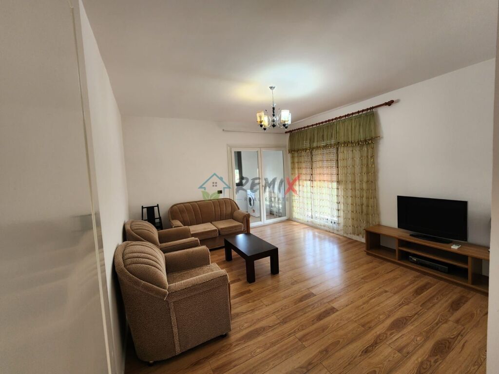 Appartamento in affitto – Di fronte a 2 Gjelave