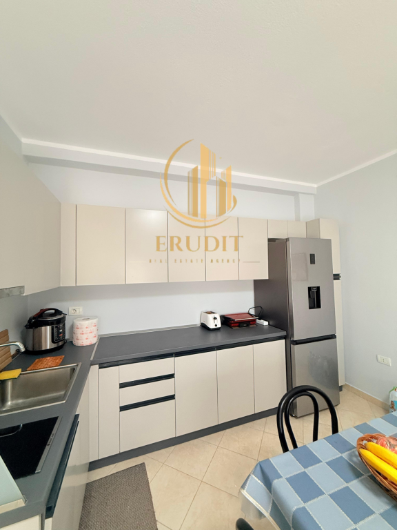 Apartament 2+1 me Depo në Shitje , Rruga e Cipajve, pranë Bohem, Vlorë
