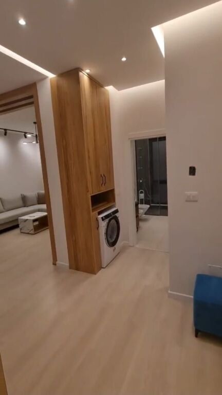 Shitet, Apartament 1+1, Shkolla e Kuqe, Tirane. - Widok 6