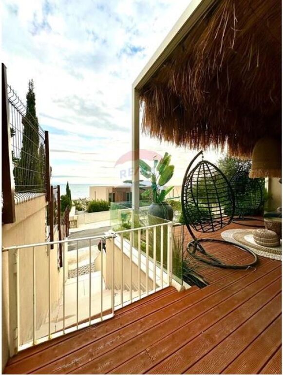 Apartament ne shitje 1+1+parkim ne Green Coast!  ID:530181004-1011