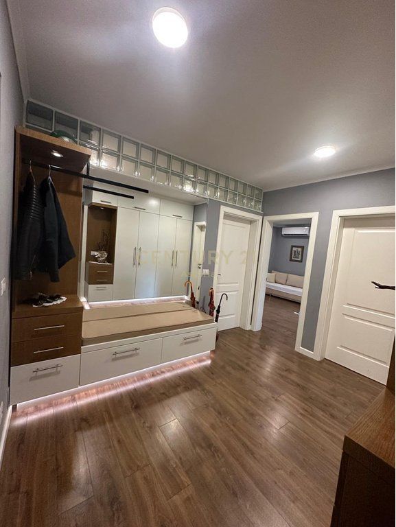 SHITET APARTAMENT 2+1+2 TE IRFAN TOMINI