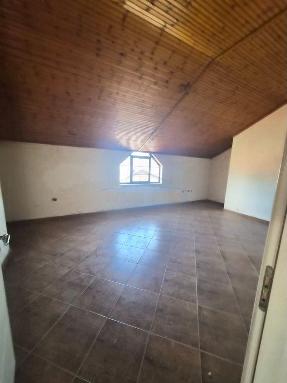 Qera, Apartament 2+1, Rruga e Barrikadave