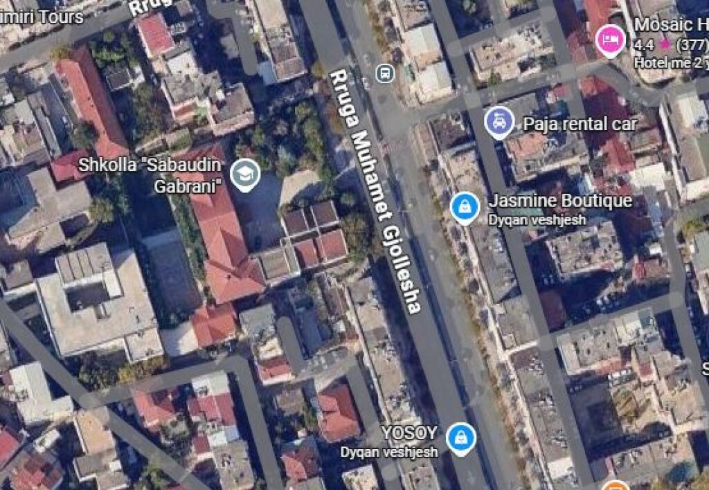 Dyqan me Qera tek 21 Dhjetori ne Tirane (ID 42711184)