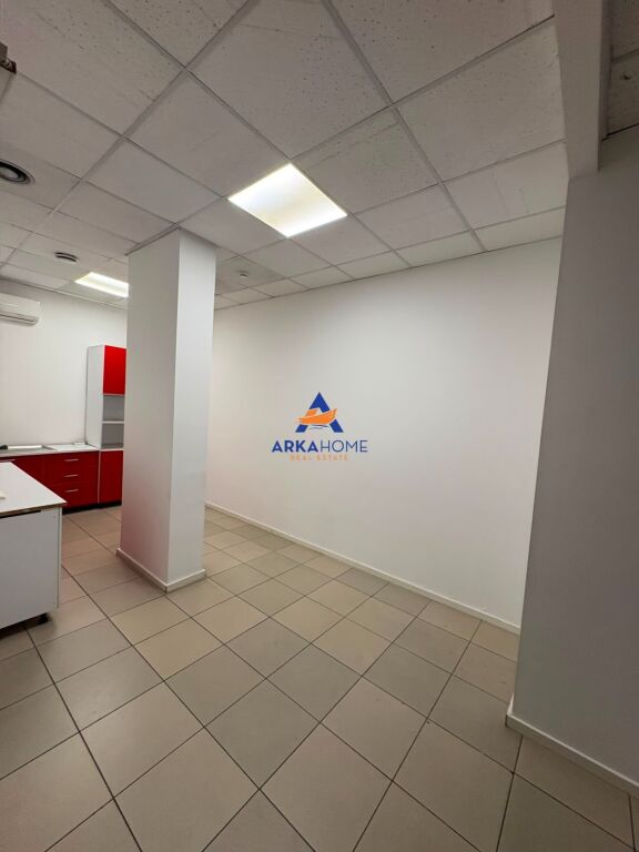 BUSINESS UNIT FOR RENT 540 M2 "IN BLLOK" 7000 EURO NET