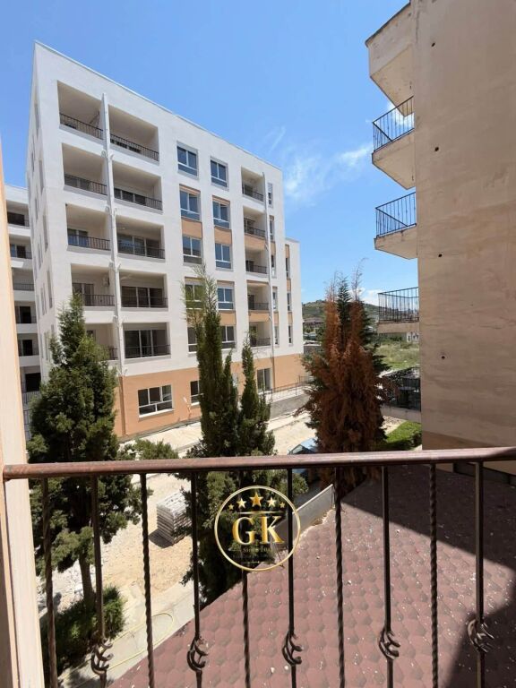 🏡 APPARTAMENTO IN VENDITA 2+1 con 2 balconi 📍Golem, a 500 metri dal mare💰 Prezzo: 92.000€