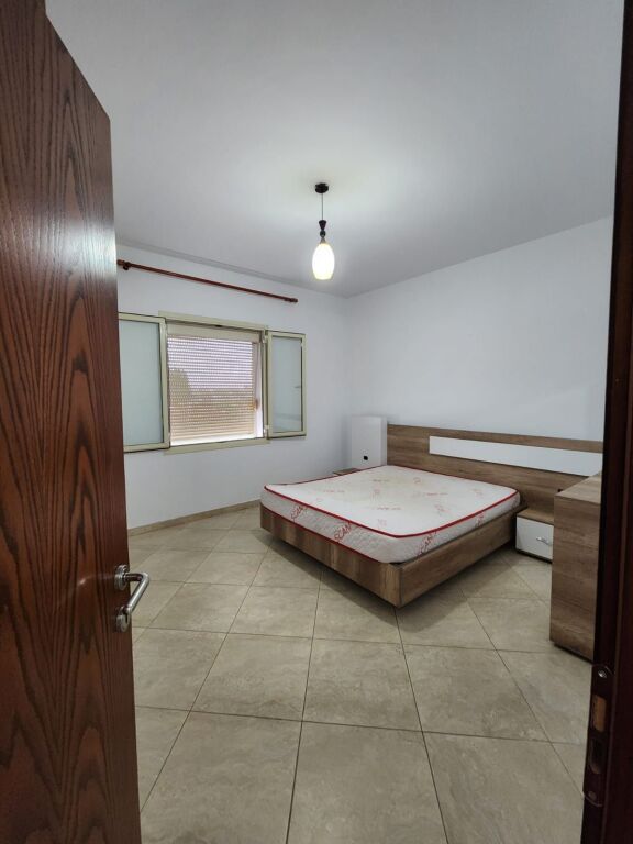 🚨For rent 2+1+kitchen area+block 📍 End of Jordan Misja street,