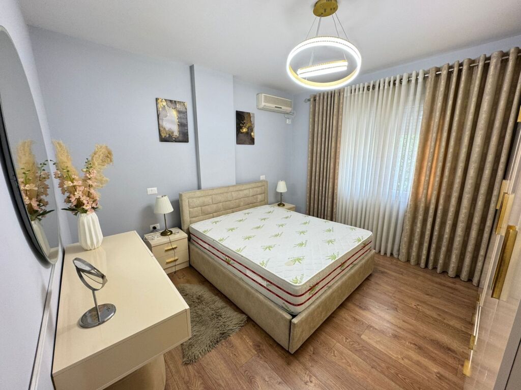 Jepet me qera apartment 2+1 tek Rruga Frosina Plaku