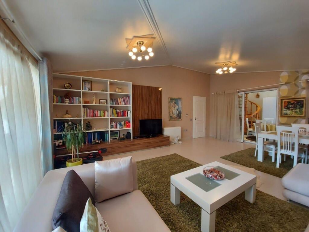 Qera | Apartament 2 + 1 | Dajt | 800 €/muaj
