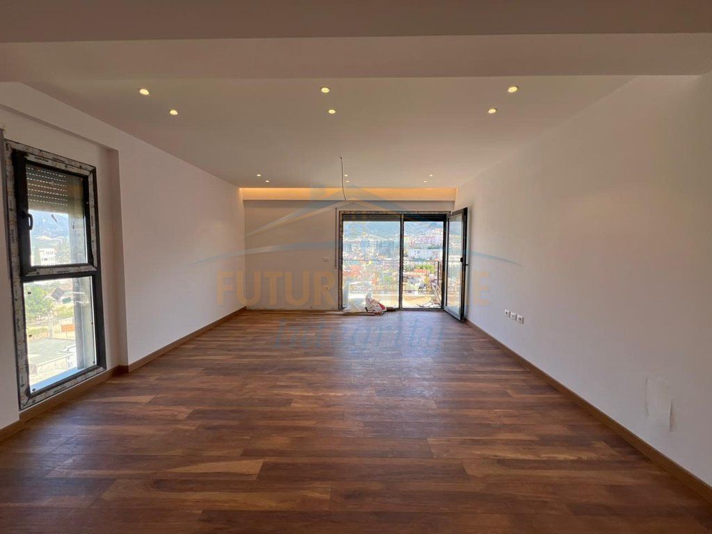 Apartment 2+1 for sale, Porcelan