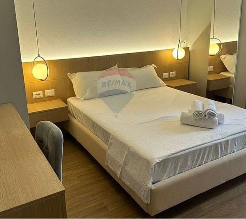 Hotel ne Shitje me pamje nga Deti, Vlore!  ID: 530181095-231
