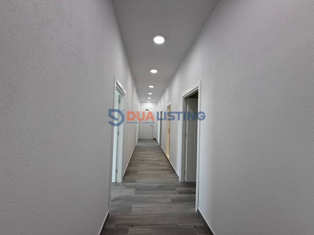 Japim me qira Apartament 4+1 per banim ose zyra ne Paskuqan!