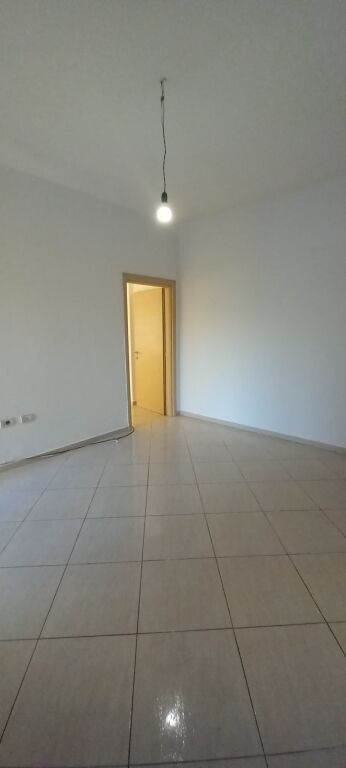 Apartment 2+1 for sale in Fresk for 140 million lek