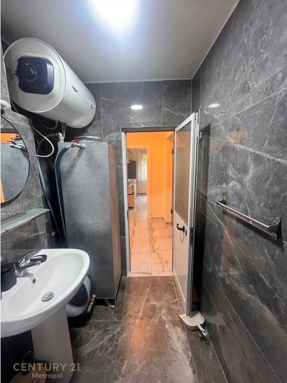 Apartment 1+1 for sale at Mine Peza Street