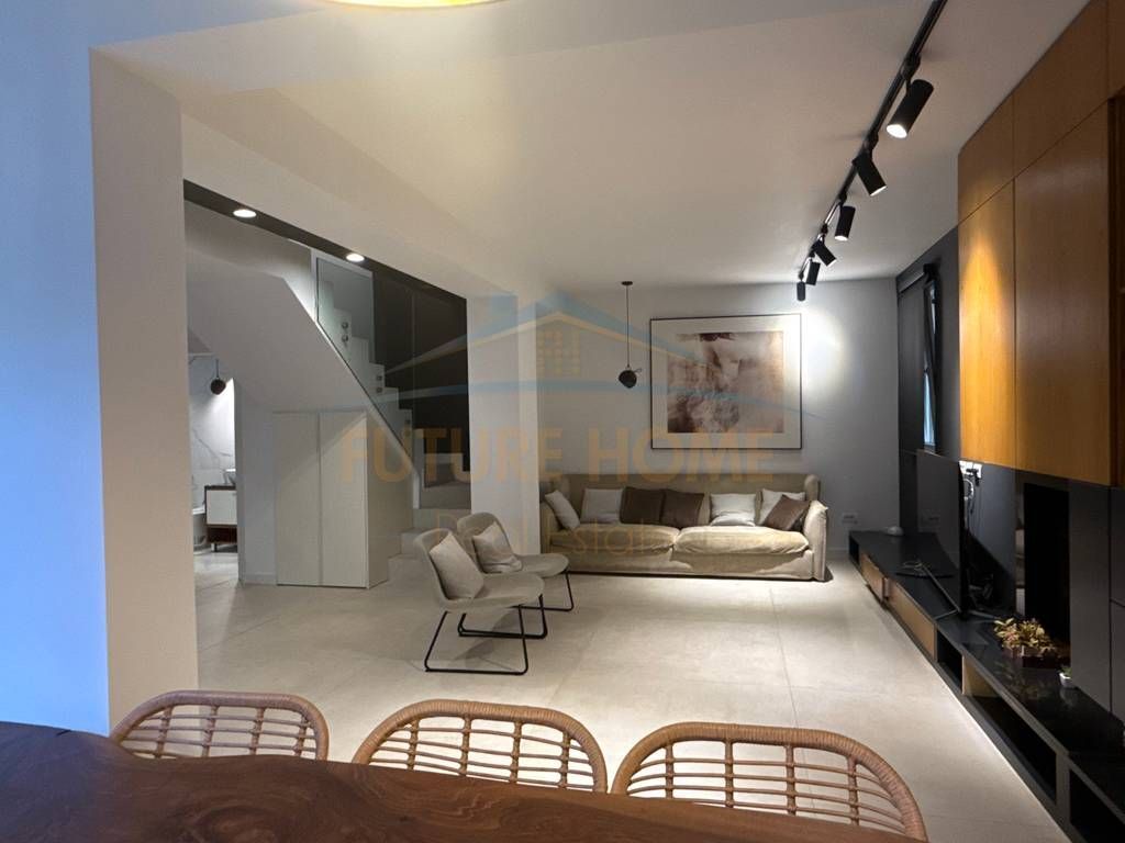 Shitet, Duplex 3+1+2+Oborr , Marea Resort , Qerret ,Kavajë