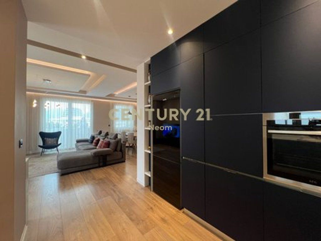 Luxury apartment 1+1+Parking space for rent at Artificial Lake
