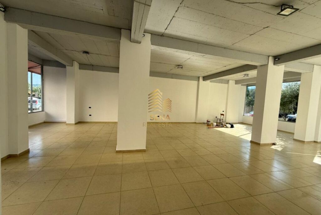 Rent, Business Premises 164m², Astir – near Urban Gate, 1100 Euro/month