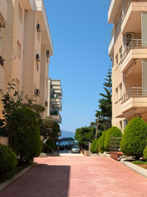 Shitet: Apartament 1+1 në Super Rezidencë Banimi, Vlorë.