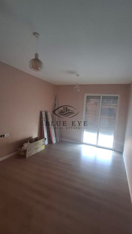 Apartment 2+1+2 for rent - Near Durrës Hospital!