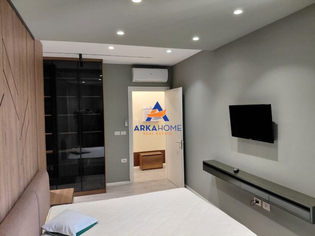 AFFITTASI APPARTAMENTO MODERNO 2+1 + BALCONE "ALI DEMI, COMPLESSO DARLING" 65.000 LEKE