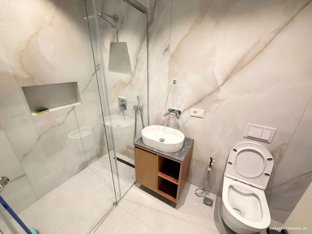 Apartment for rent 1+1 at Zogu i Zi (ID B2101785) Tirana