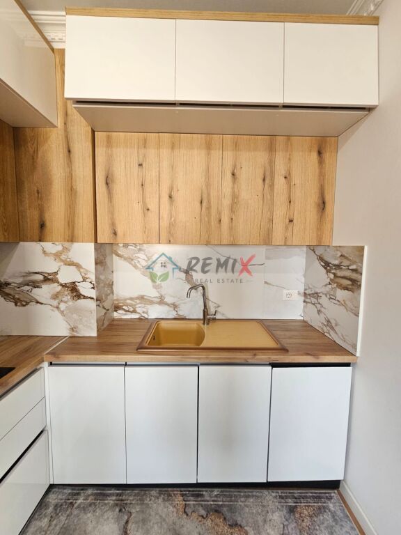 SHITET SUPER APARTAMENT 2+1 ME PAMJE DETI, RROTA E KUQE, PLAZH - DURRËS
