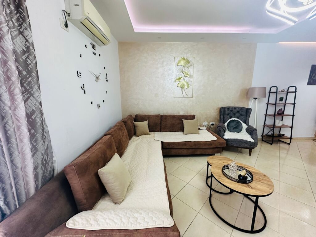 Shitet Apartament 2+1+1 Ballkon
