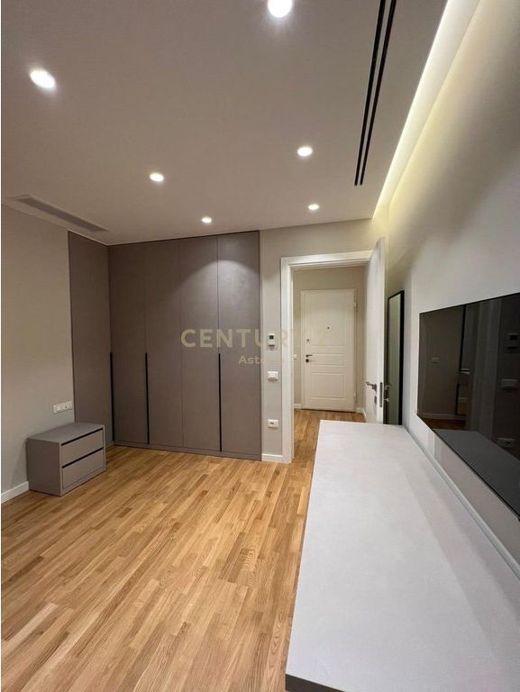 FOR RENT 3+1+PARKING SPACE ON KOSOVAREVE STREET 2,500 € /Month