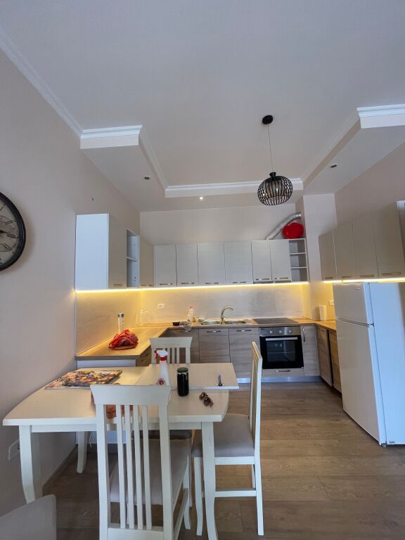 🏠JEPET ME QIRA Apartament 2+1+Post Parkimi pranë Square21
