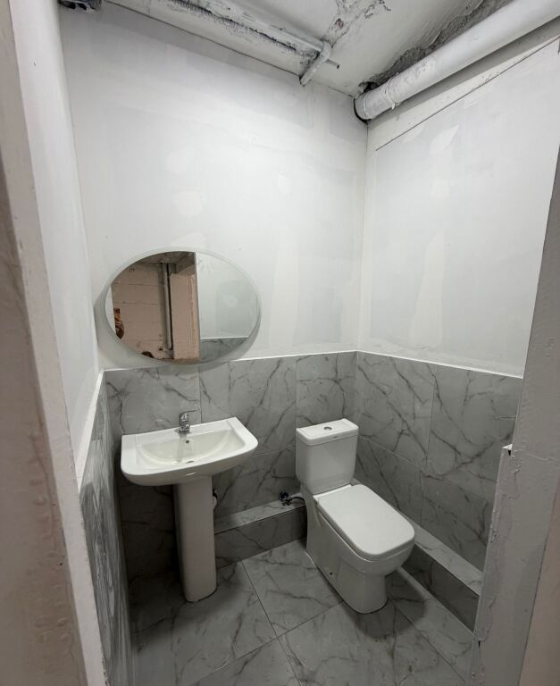 Magazine For Rent In Shkoze (ID BM345) Tirane