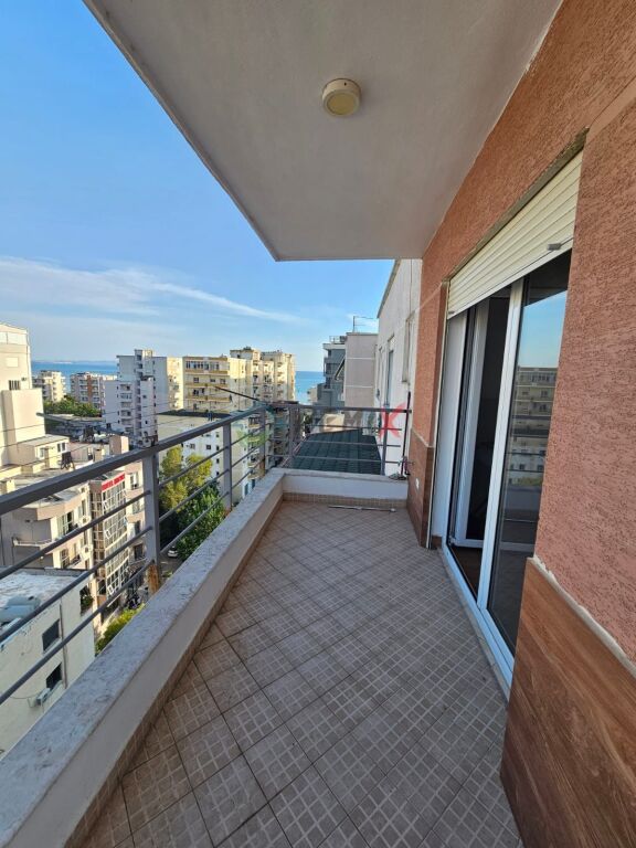 SHITET SUPER APARTAMENT 2+1 ME PAMJE DETI, RROTA E KUQE, PLAZH - DURRËS