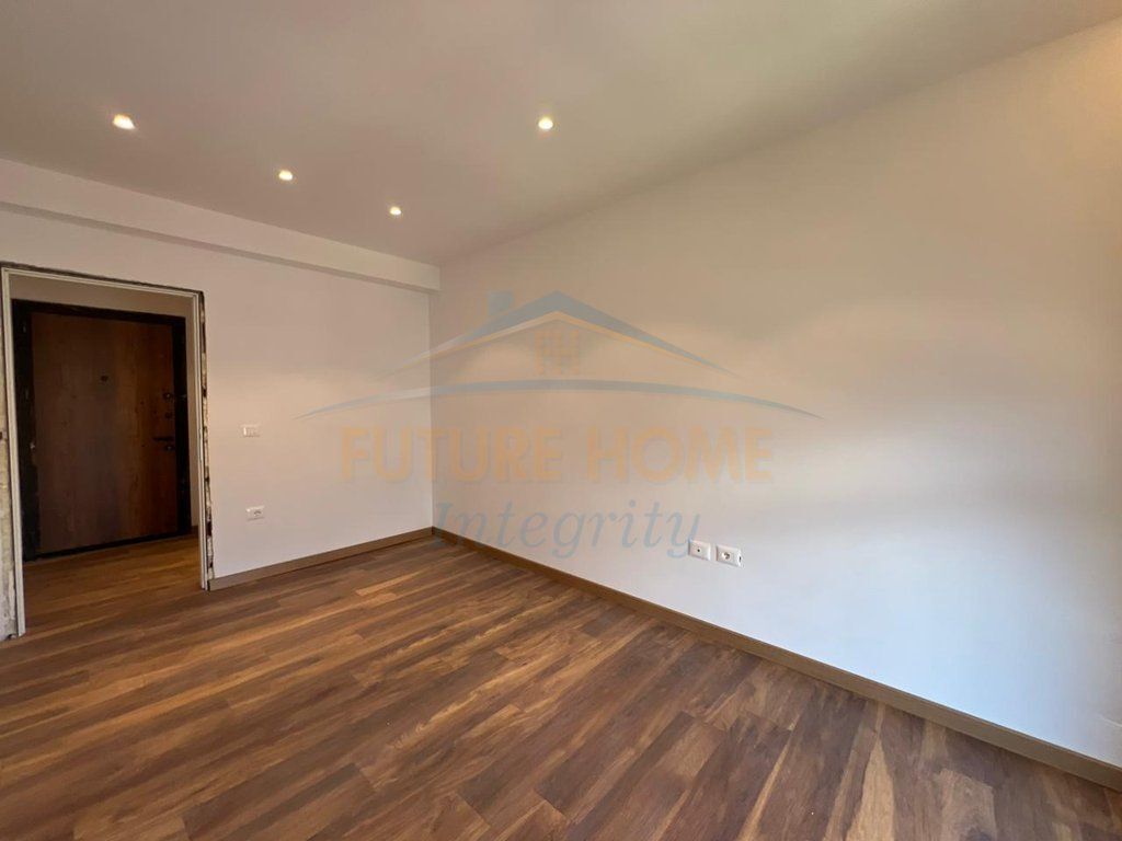 Apartment 2+1 for sale, Porcelan