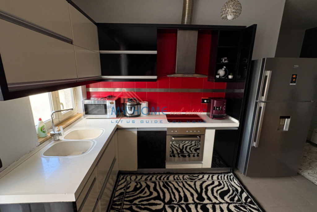 2+1 Apartment for rent near the Ballet School in Tirana