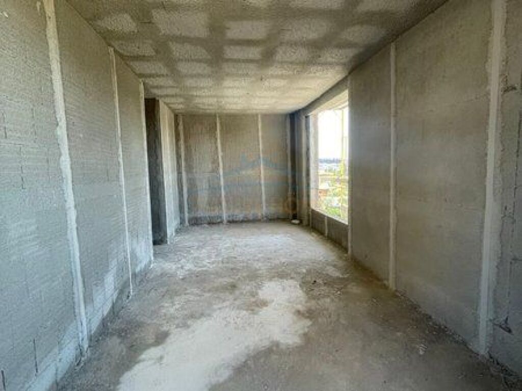 For sale, 2+1 Apartment, former Aviation Field, Tirana.