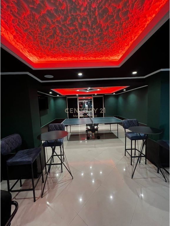 Shitet Bar-Kafe ne Shengjin