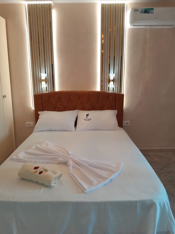 MONOLOCALE IN AFFITTO 45 M2 CENTRO 60.000 LEKE FH-81500