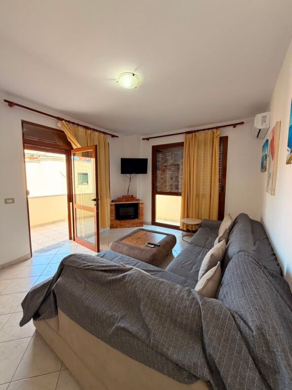 Shitet Apartament 1+1 në Golem – Pranë Fafa Resort