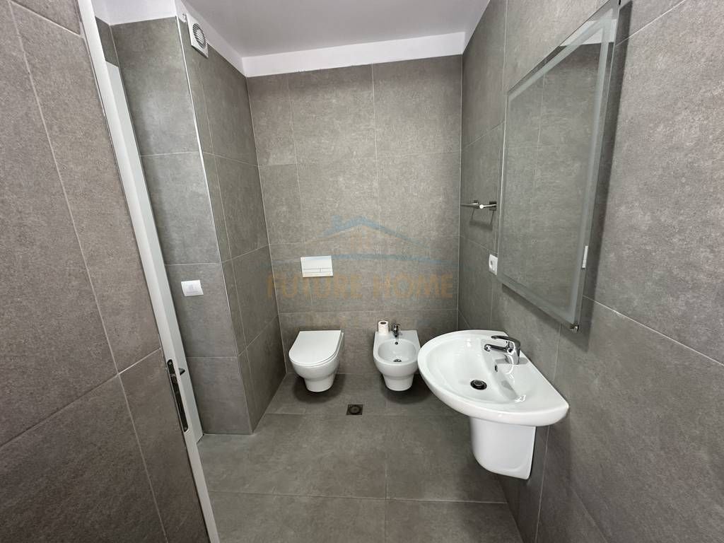 Qera, Apartament 2+1+2, Univers City
