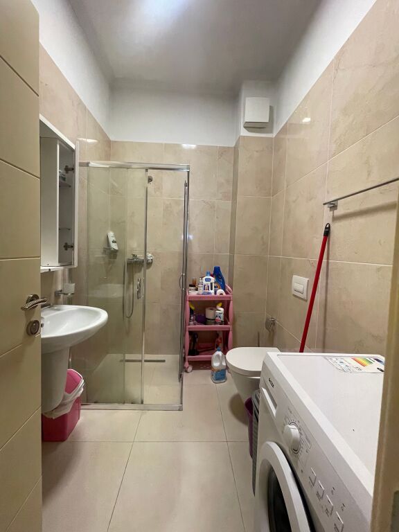 🏠JEPET ME QIRA Apartament 2+1+Post Parkimi pranë Square21