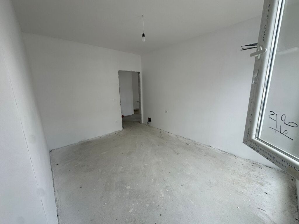 Apartment 1+1 for sale at Univers City