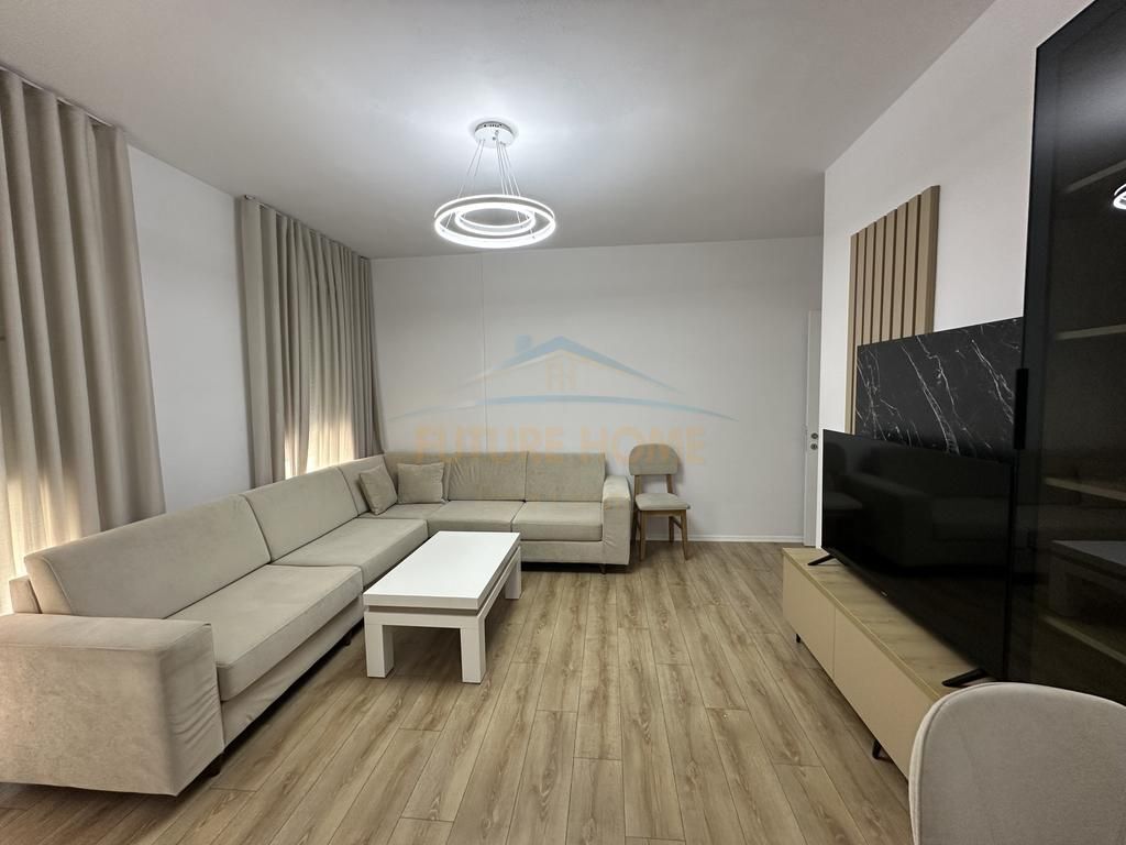 Qera, Apartament 2+1+2, Univers City